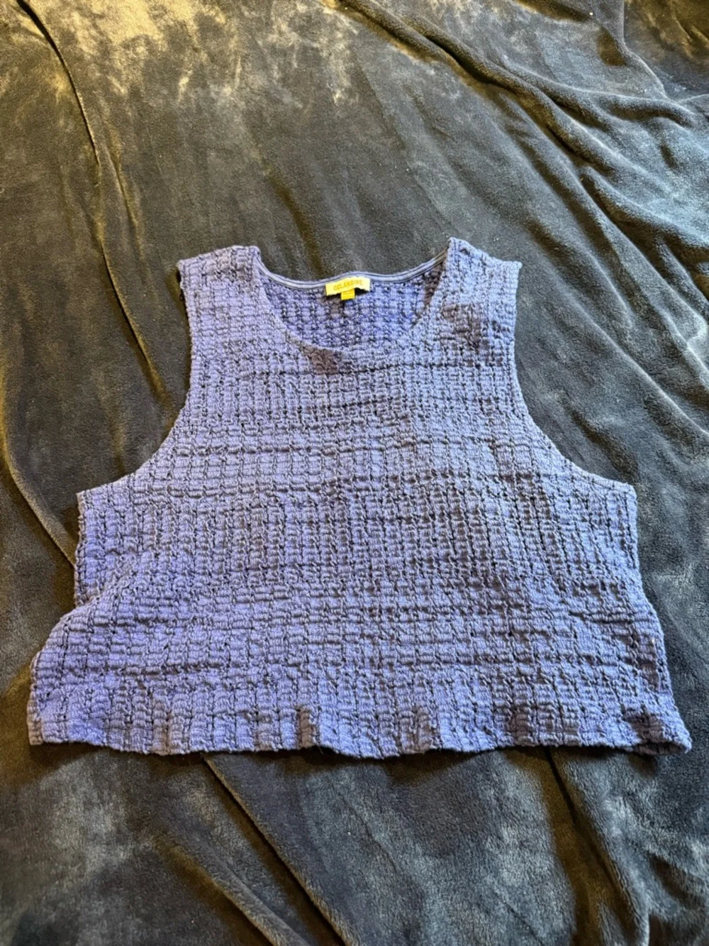 Sleeveless Textured Crop Top -blue - Picture 2 of 3